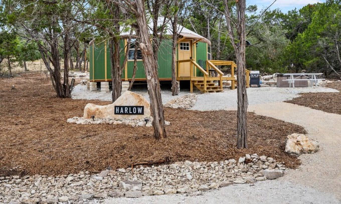 Canyon Lake Alquiler De RV | A Unique Texas Hill Country Glamping Experience