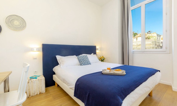 Opera Apartamento | A2 Méditerranée-Apartamento-Superior-Baño tipo “wet room”-Vista al Puerto