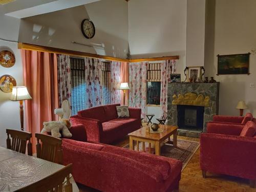 Mohal Casa | Aashirwad Homestay Kullu