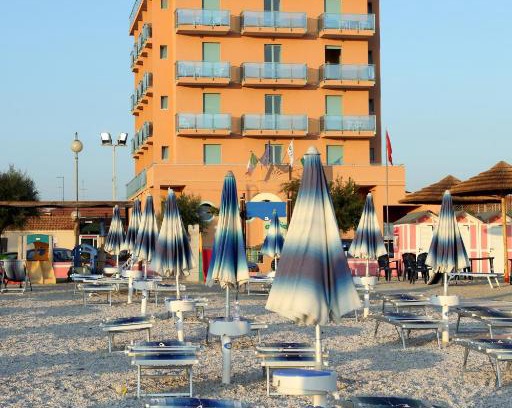 Marotta Hotel | Abbazia Club Hotel Marotta