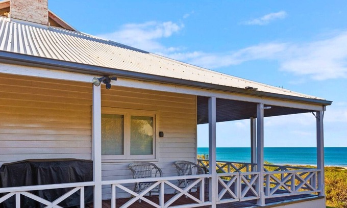 McCracken Casa | Absolute Beachfront 3BR 2BA Home w / Beach Track