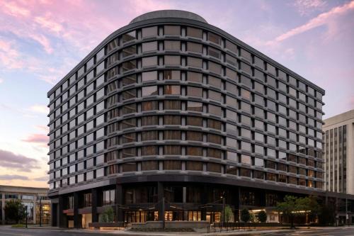 Crystal City Hotel | AC Hotel Arlington National Landing