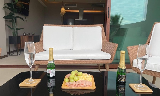 Acapulco Apartamento | Refugio en Acapulco: Elegante Departamento con Acceso a Alberca y Playa