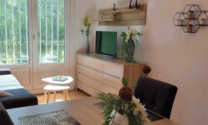 Loos Apartamento | Alojamiento para 4 personas acogedoras con aparcamiento y bienvenida personalizada