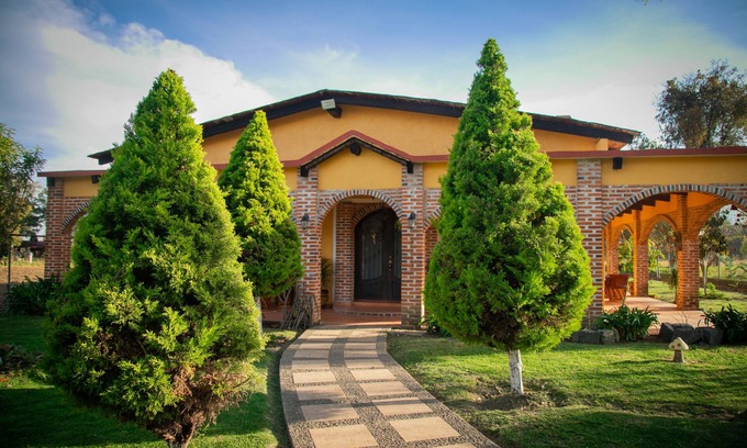 Tlahuapan Casa | Casona en zona Montañosa para 13 personas . 3000m2 privados para su disfrute