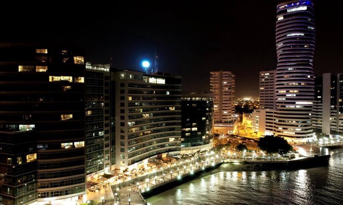 Las Peñas Apartamento | Acogedora Suite con vista al río en Riverfront 2 - 6to Piso - Puerto Santa Ana