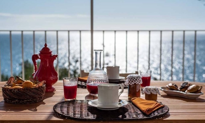 Diso Casa | Acqua Viva Fronte Mare SalentoSealovers with the sea on their doorstep in Castro Marina