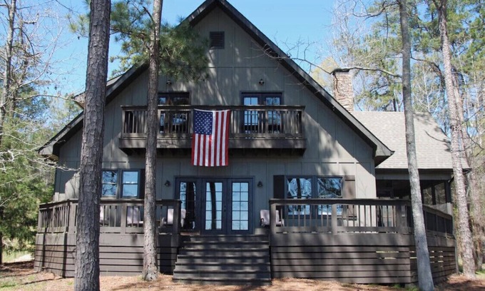 Little Kowaliga Casa | Addie’s Place on Beautiful Lake Martin in Real Island Area