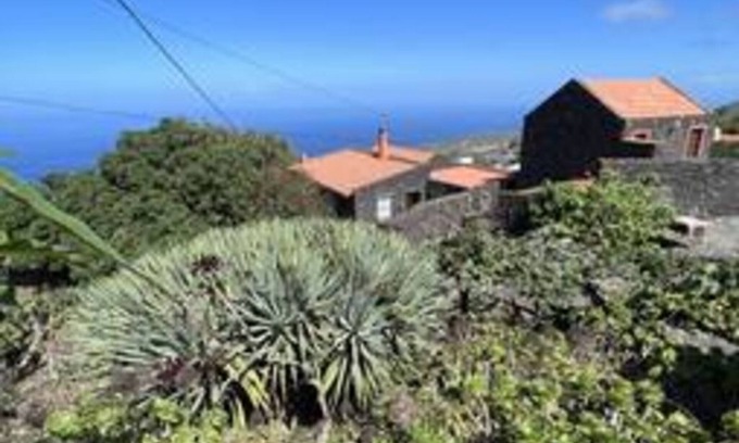 Tesbabo Cabaña | Adelfas Alta - Comfy Rural House, El Hierro