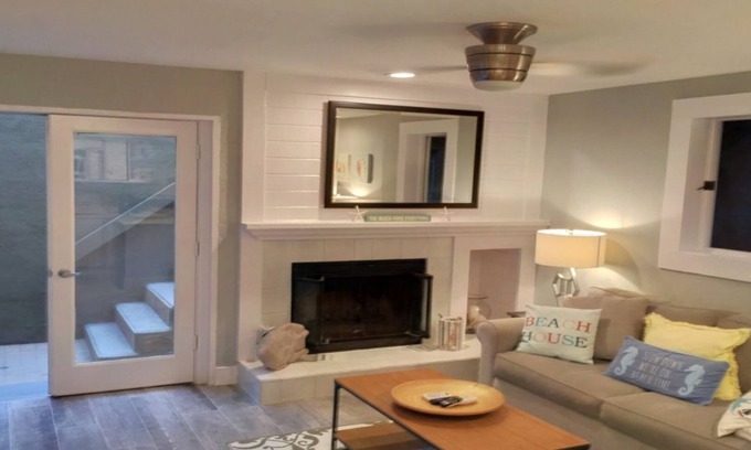 Del Mar Apartamento | Adorable y asequible! 1 BR! ~ ~ WiFi a pie de playa y Tiendas