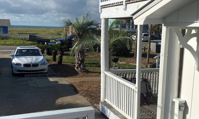 East End Condominio | Adorable cabaña de playa. Piscina de tamaño completo. SIN DAÑOS POR EL HURACÁN MICHAE