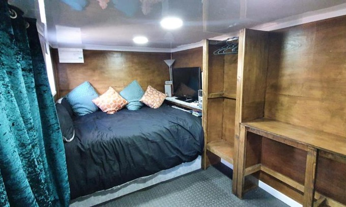 Welford Apartamento | Adorable private suite with free street parking