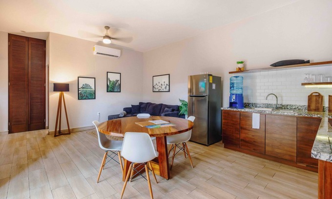 Colonos Cuzamil Apartamento | Adults Only Serviced Apt + Starlink Wifi + Free Bikes + Pool #2