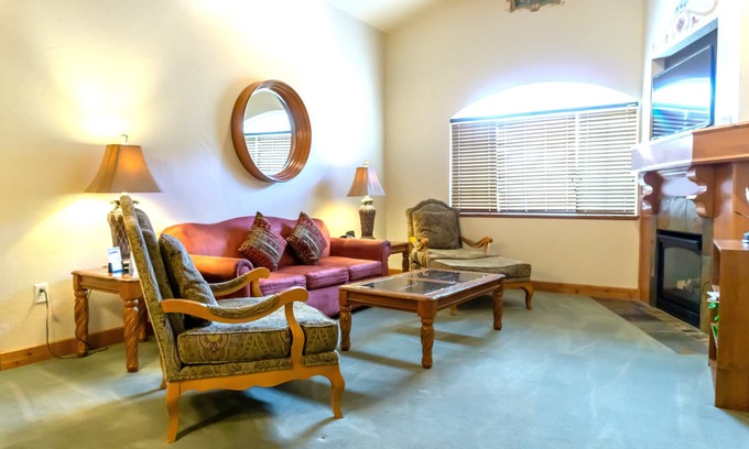 Midway Villa | Zermatt Villa 3035 2 habitaciones 2 baños cocina completa con actividades locales gratuitas