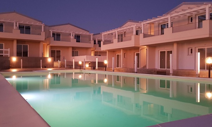 Viddalba Apartamento | New two-story apartment in residence with shared pool, with parking space