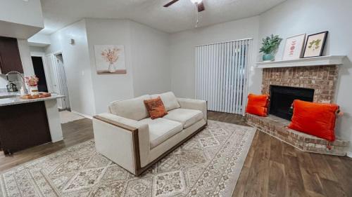 South Side Apartamento | Affordable Family Stay - Kid & Pet Friendly