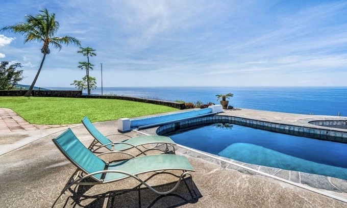 Opihihale Apartamento | Affordable Luxury, Fantastic Unobstructed Ocean View with Pool by RedAwning