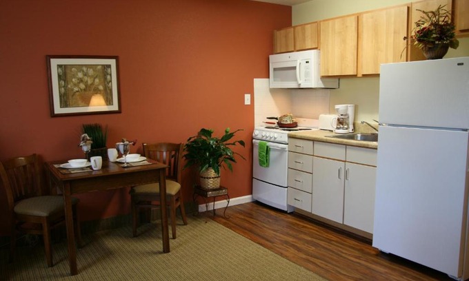 Fredericksburg Hotel | Affordable Suites of America Fredericksburg