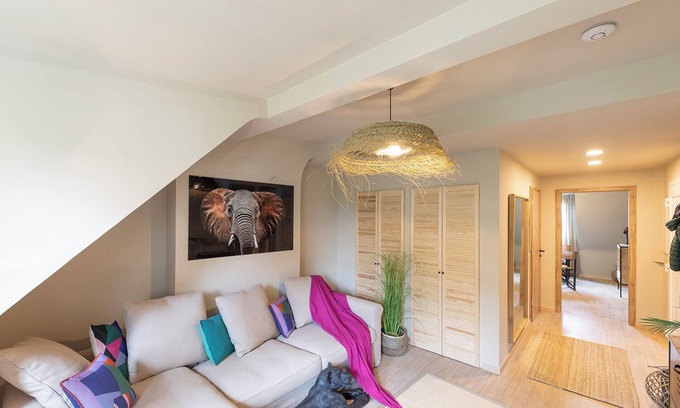 Golzheim Apartamento | Africa Lodge with infra red sauna Düsseldorf city center