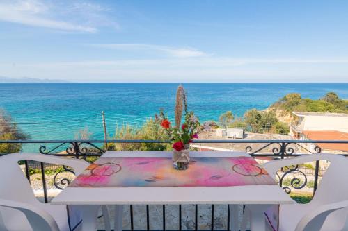 Alikanas Apartamento | Agnadi Sea View Apartments