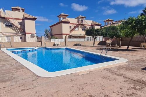 Los Imbernones Apartamento | Agréable appartement avec piscine commune