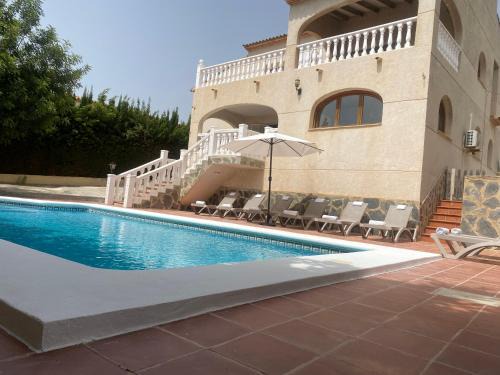 Calpe Villa | Agradable Villa con piscina y vistas al mar