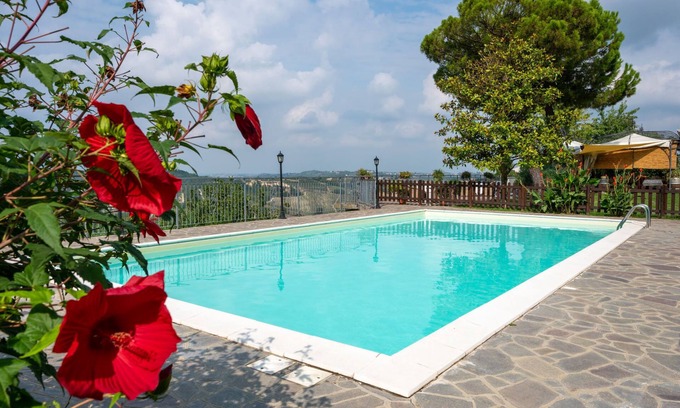 Vinchio Apartamento | Agriturismo Colle di San Michele by Interhome