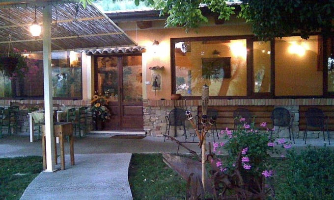 Monteleone Otro | Agriturismo le Spighe - Fattoria Bertaccini