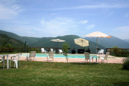 Vallo di Nera Casa | Agriturismo Tre Monti