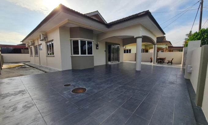 Larut Villa | Air-home No 9 Kampung Boyan, 4BR, 9pax, Netflix