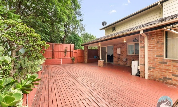 Seven Hills Casa | Aircabin - Seven Hills - Lovely - 3 Beds Townhouse