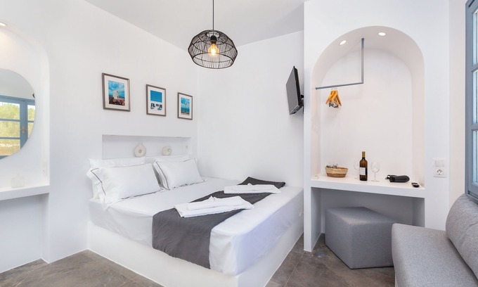 Naousa Apartamento | Aitheras Luxury Suites