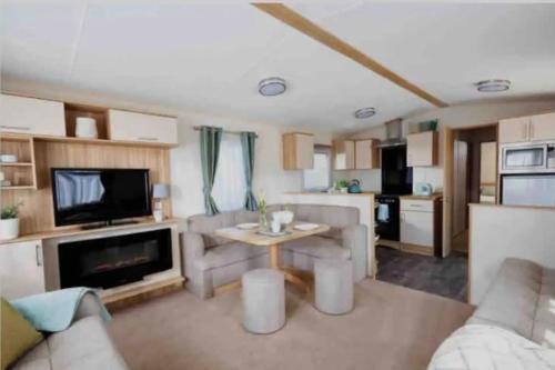 Girvan Casa | AJL Caravan Rentals