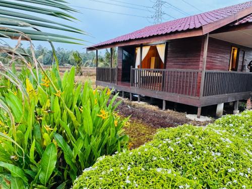 Tanjung Karang Chalet De Esquí | Akira Laman Padi Tg Karang