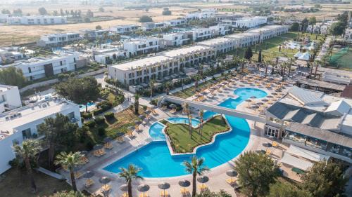 Marmari Hotel | Akti Coast Club