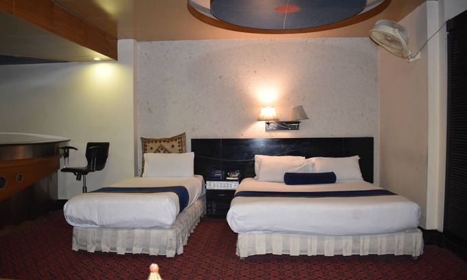 Lahore Hotel | Al Safina Hotel