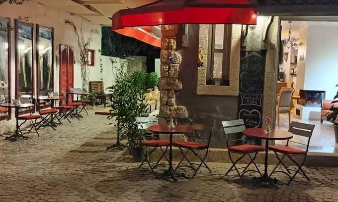 Hacımemis Cama Y Desayuno | Alaçatı Flaneur
