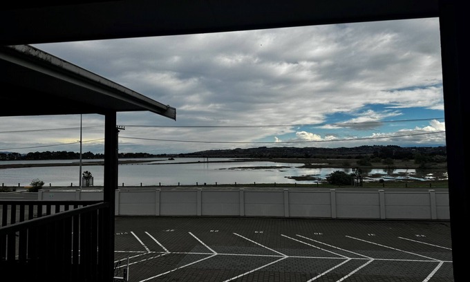 Westshore Hotel | Albatross Motel