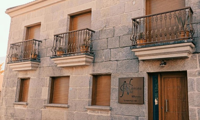Casalvito Hostal | Albergue Hostel Nuestra Señora del Camino