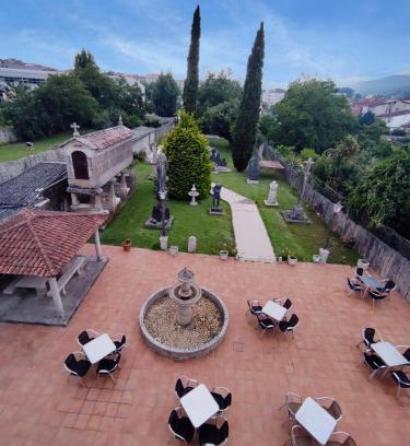 Tui Hostal | Albergue Villa San Clemente