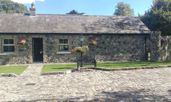 Leixlip Cabaña | Alensgrove Cottages No. 08