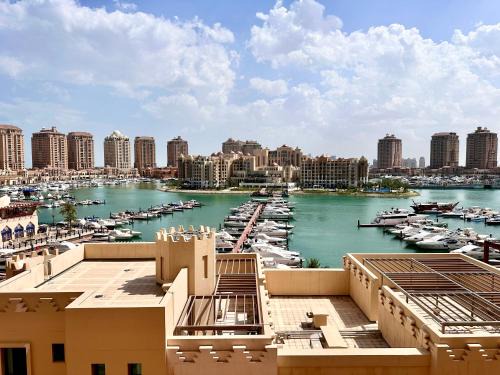 Doha Apartamento | Alken Studio - Amazing Superior Studio with Marvellous Marina View in the Pearl, Doha