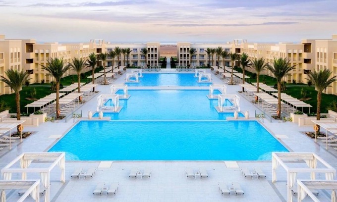 Makadi Bay Hotel | All-Inclusive Luxury Resort with Water World, Golf, Spa & Kids’ Club