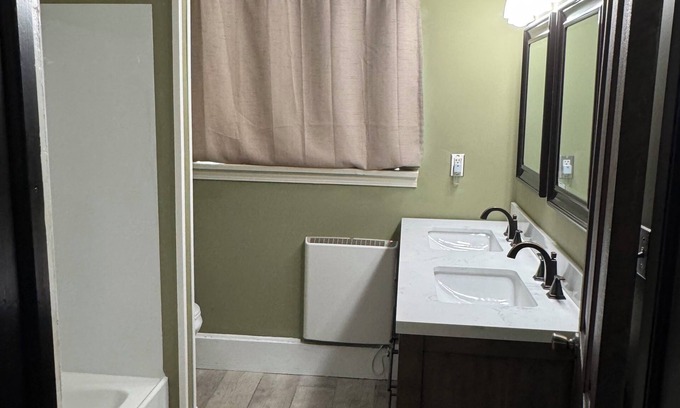 Roaring Spring Casa | All one floor Charming large 2 bedroom, LR, sunroom, kitchen 2 baths wt laundry.