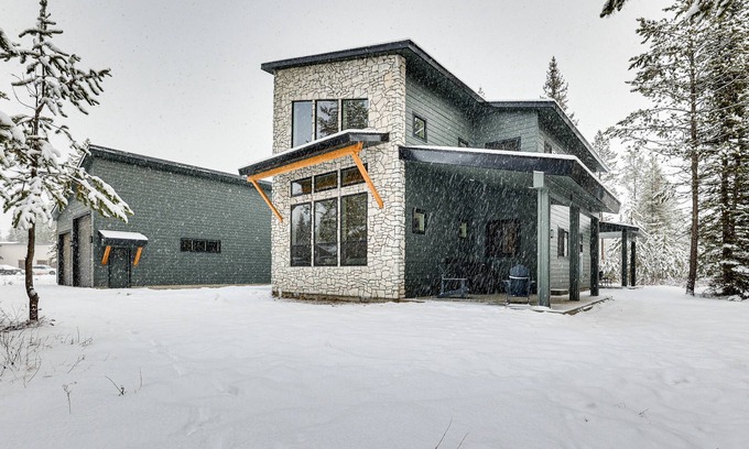 Tamarack Resort Cabina | All-Season Cabin: Hot Tub & Sauna in Donnelly