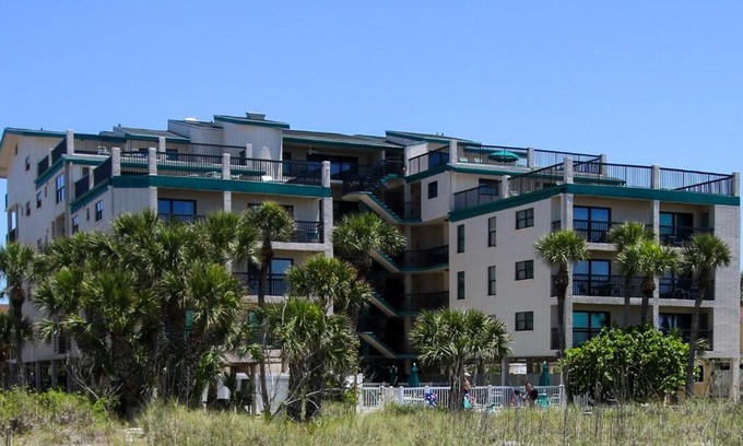Madeira Beach Apartamento | All Seasons Vacation Resort by Libertè