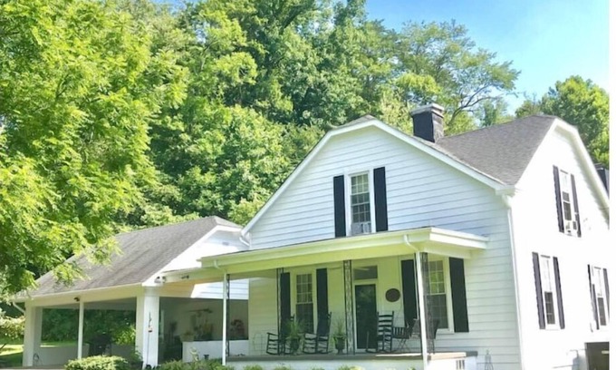 Winona Otro | Allen Cove Farm