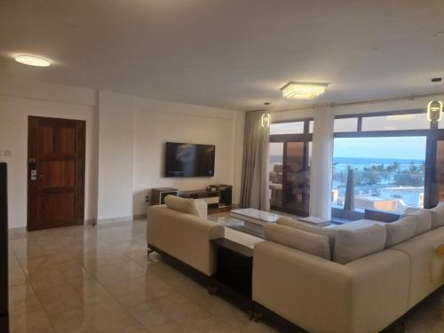 Vipingo Apartamento | Almasi Suites at Sandyshore Beach Resort