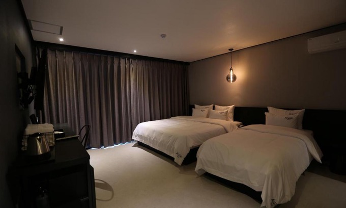 Buk-gu Hotel | Almond Hotel Gupo Station