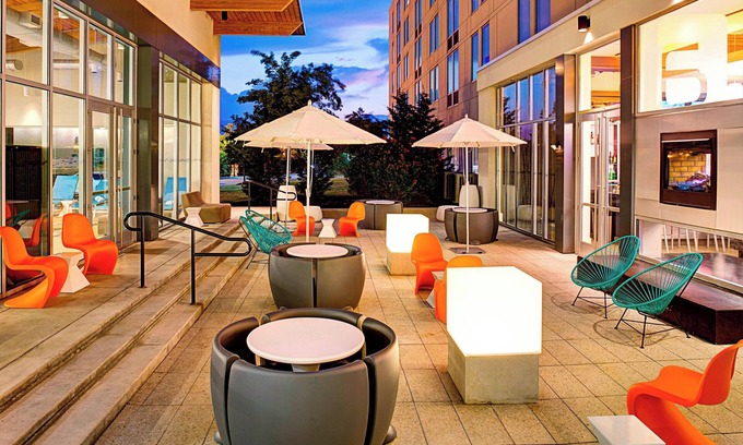 Primos Secane Hotel | Aloft Philadelphia Airport